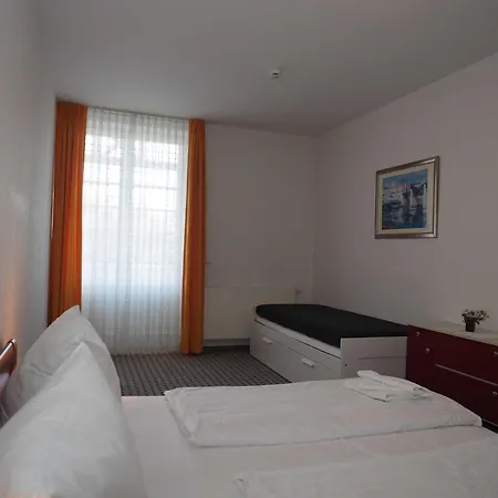 Residenz Unter Den Linden 15 Idyllisch Gelegen *